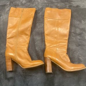 Women’s high heel boots tan
